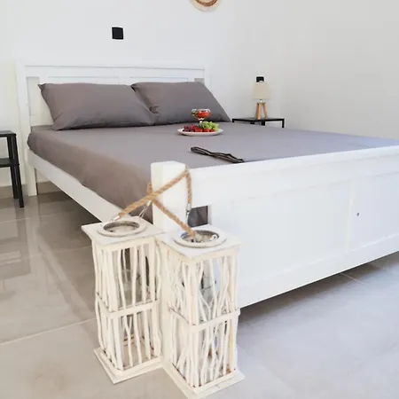 Calma Eco Sunset View Emborió